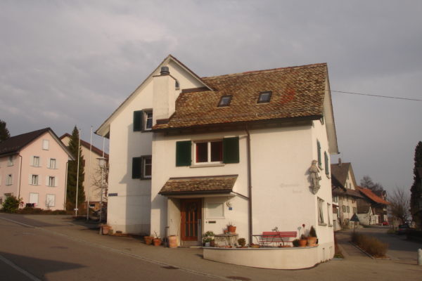 http://knonauer-amt.ch/wp-content/uploads/2016/06/Altes-Gemeindehaus-600x400.jpg